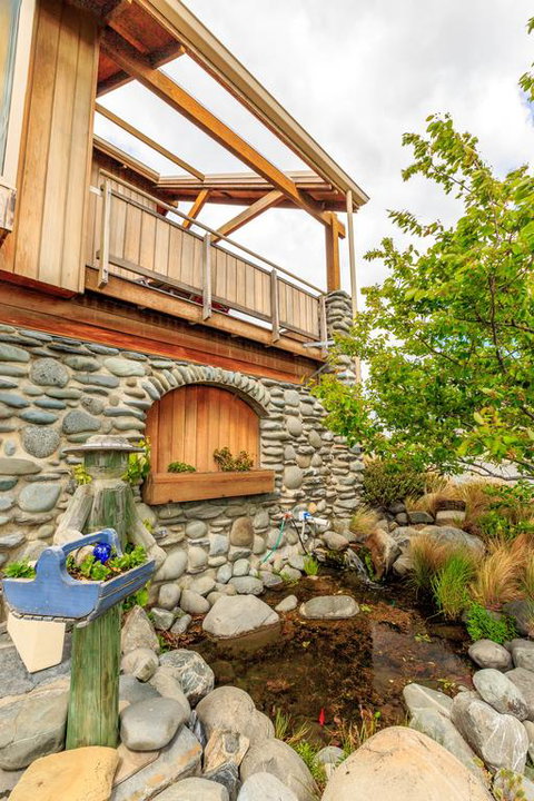 Glacier Rock Lakeview House - Accommodation New Zealand 3