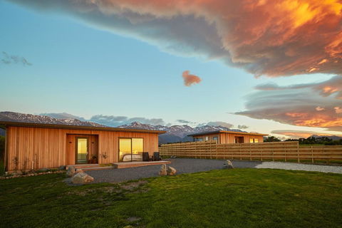 Glenburn Coastal Retreat - Accommodation New Zealand 2