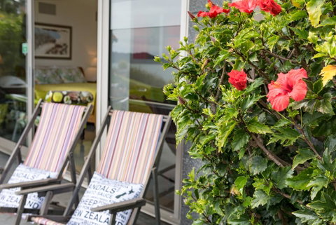 Golden Sand Beachfront Accommodation - Accommodation New Zealand 2