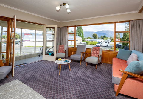 Grand View - Accommodation New Zealand 0