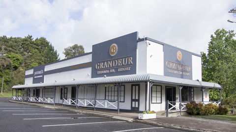 Grandeur Thermal Spa Resort - Accommodation New Zealand 0