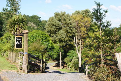 Gully Retreat Karapiro - Accommodation New Zealand 0