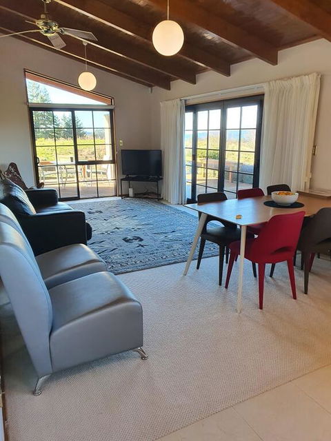 Hamurana Home With A View - Accommodation New Zealand 3