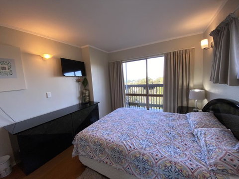 Harbour View Apartment - Accommodation New Zealand 1