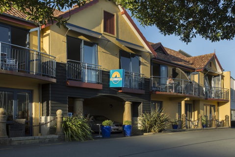 Harbourside Lodge - Accommodation New Zealand 0