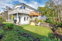 Haruru Drift - Haruru Falls Downstairs Holiday Unit