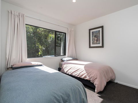 Haumako - Mangawhai Heads Holiday Home - Accommodation New Zealand 3