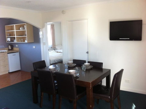 Hawks Inn Motel - Accommodation New Zealand 0