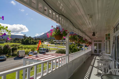 Heartland Hotel Fox Glacier - Accommodation New Zealand 3