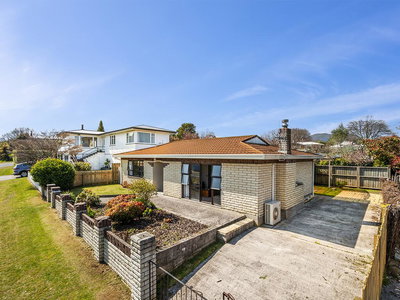 Heathcote Cottage - Taupo Holiday Home