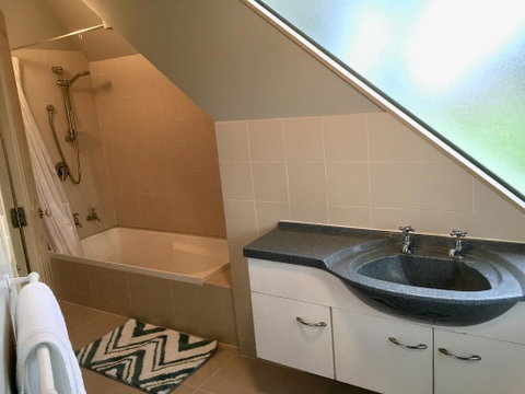 Hidden Gem - Accommodation New Zealand 2