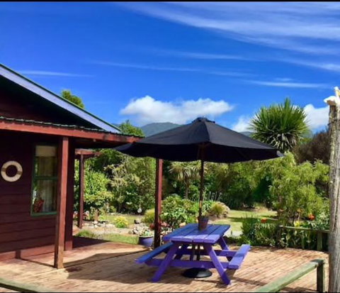 Hill View Haven - Accommodation New Zealand 0