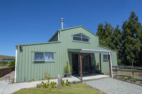 Hills Vista Lodge - Accommodation New Zealand 0