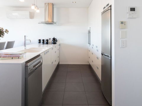 HOBSON HOT SPOT - STUNNING SEAVIEWS - Accommodation New Zealand 1