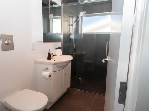 HOBSON HOT SPOT - STUNNING SEAVIEWS - Accommodation New Zealand 3