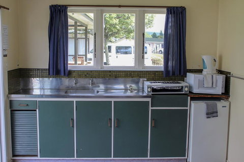 Holdens Bay Holiday Park - Accommodation New Zealand 3