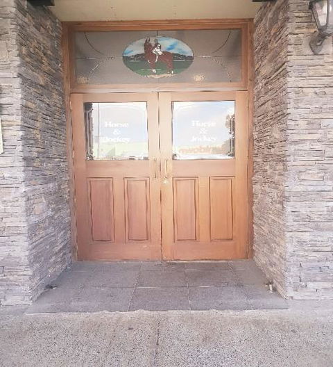 Horse And Jockey Inn - Accommodation New Zealand 3