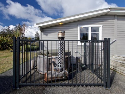 Hot Tub Haven - National Park Holiday Home