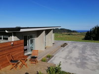 Hot Water Beach Lookout BB