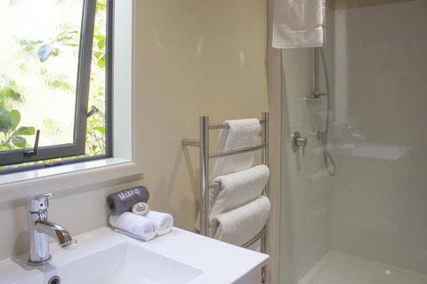 Hot Water Beach TOP 10 Holiday Park - Accommodation New Zealand 1