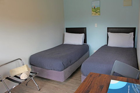 Hot Water Beach TOP 10 Holiday Park - Accommodation New Zealand 3