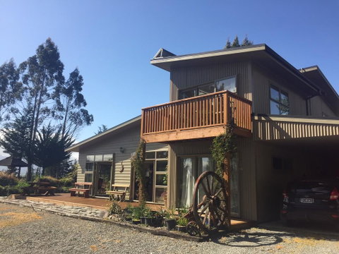 Ikamatua Off The Grid - Accommodation New Zealand 0