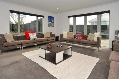 Ilam Villa - Christchurch Holiday Homes - Accommodation New Zealand 2