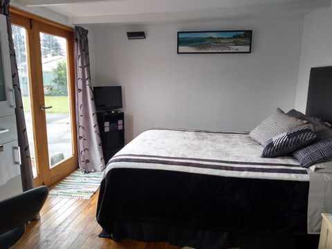 Ironsands B&B Studio Unit - Accommodation New Zealand 2