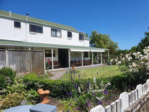 Jacaranda Lodge - Accommodation New Zealand 1