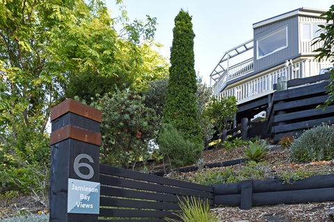 Jamieson Bay Views - Accommodation New Zealand 2