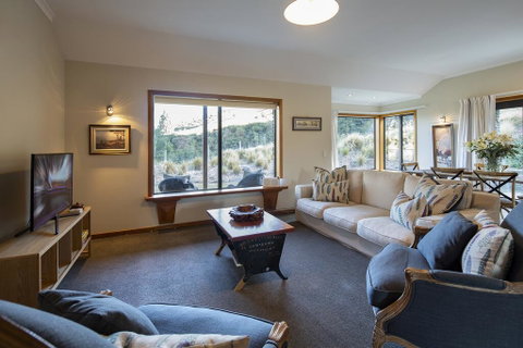 Judge & Jury Cottage - Accommodation New Zealand 3