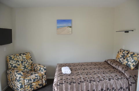 Judges Pool Motel Turangi - Accommodation New Zealand 3