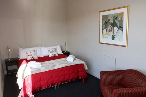 Kaponga Hotel - Accommodation New Zealand 3