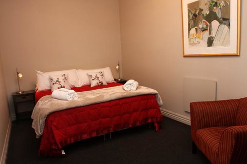 Kaponga Hotel - Accommodation New Zealand 2