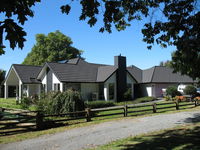 Karapiro Willows Luxury B  B