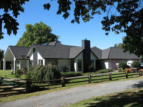 Karapiro Willows Luxury B & B - Accommodation New Zealand 0