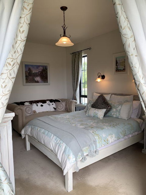 Karearea Rise B&B - Accommodation New Zealand 2