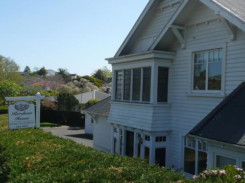 Kershaw House - Accommodation New Zealand 0