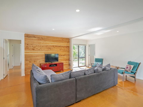 Key Of Whangapoua - Whangapoua Holiday Home - Accommodation New Zealand 2
