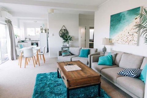 Kingsland Contemporary 2 Bedroom Apartment - Accommodation New Zealand 2