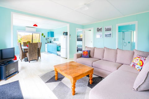 Kiwi Call Cottage - Accommodation New Zealand 0