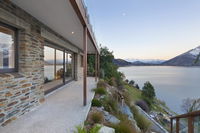 Kohanga Luxury Lakeside Villa by Amazing Accom