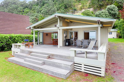 Kohi Point - Ohope Beachfront Holiday Home - Accommodation New Zealand 1