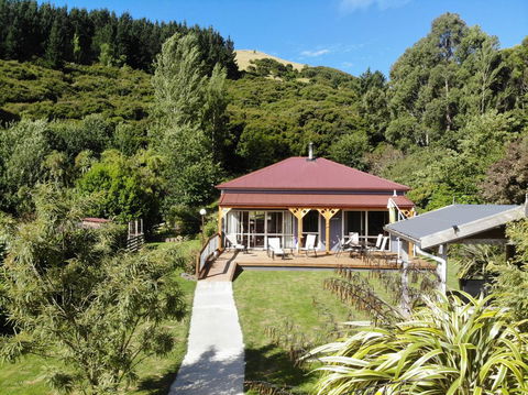 Koromiko Cottage At Lochsloy Farmstay Little River - Accommodation New Zealand 0
