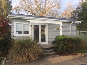 Kotahi Cottage