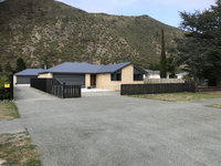 Kurow House on Bledisloe - A2O Cycle Trail Oasis.