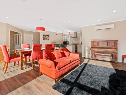 Lake Hayes Haven - Queenstown Holiday Home - Accommodation New Zealand 1