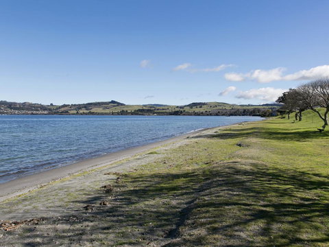 Lake Terrace Townhouse - Taupo Holiday Unit - Accommodation New Zealand 1