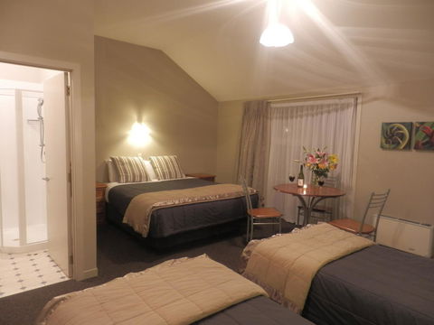 Lake Wanaka Lodge - Accommodation New Zealand 1