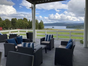 Lakefront Holiday Home